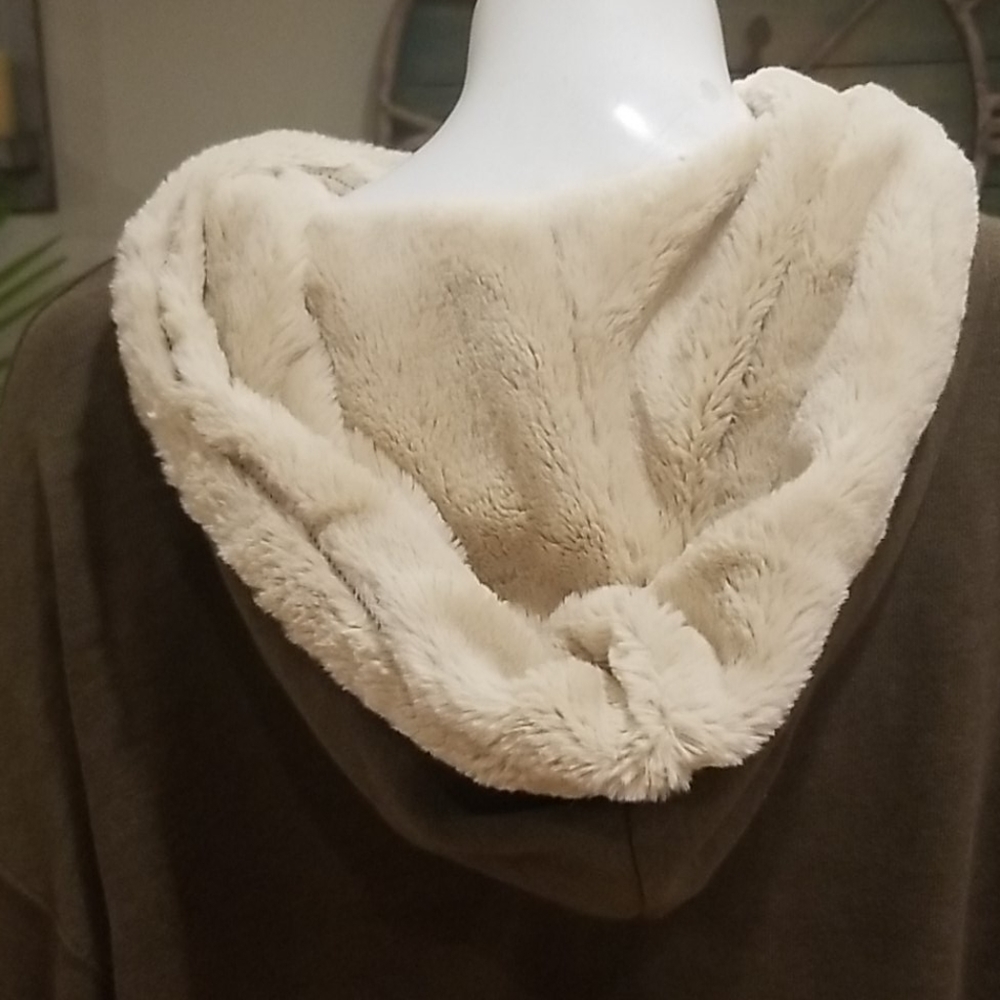 Aerie Oversized Faux Fur Hoodie - image 7